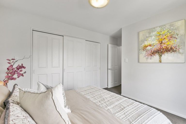 Photo of property in 74 Kentwood Drive, Woodridge, Wellington, 6037