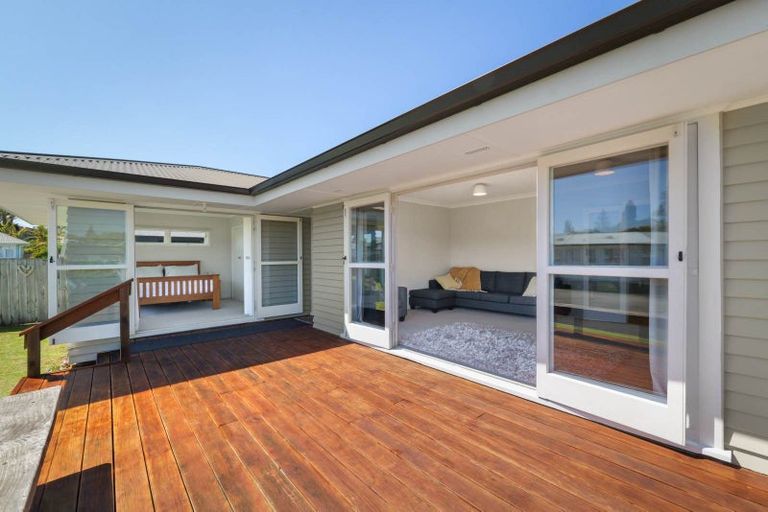 Photo of property in 15a Sandleigh Drive, Athenree, Katikati, 3177