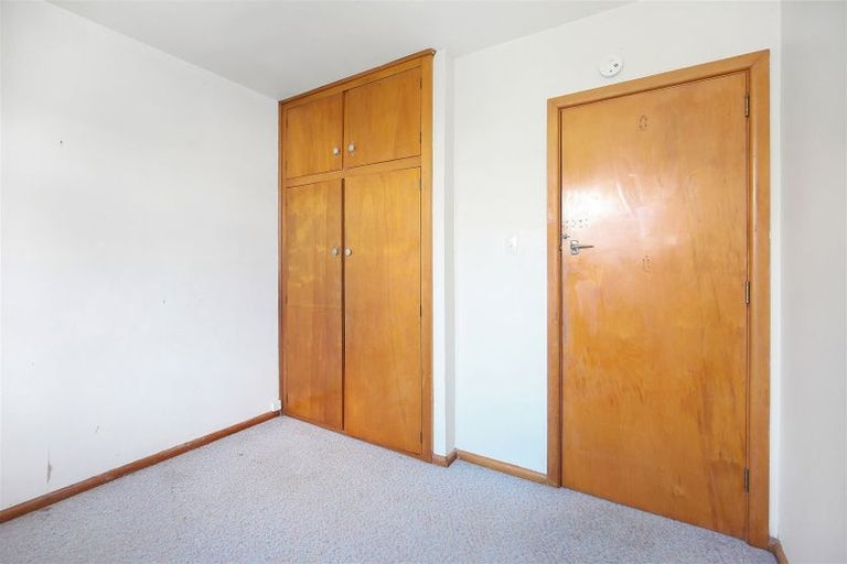 Photo of property in 3/10a Straven Road, Riccarton, Christchurch, 8011