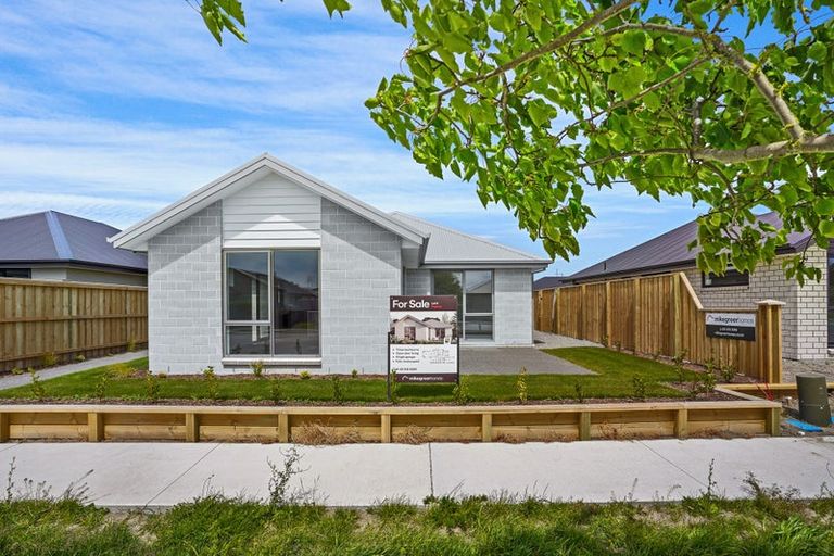 Photo of property in 6 Edlin Lane, Pegasus, 7612