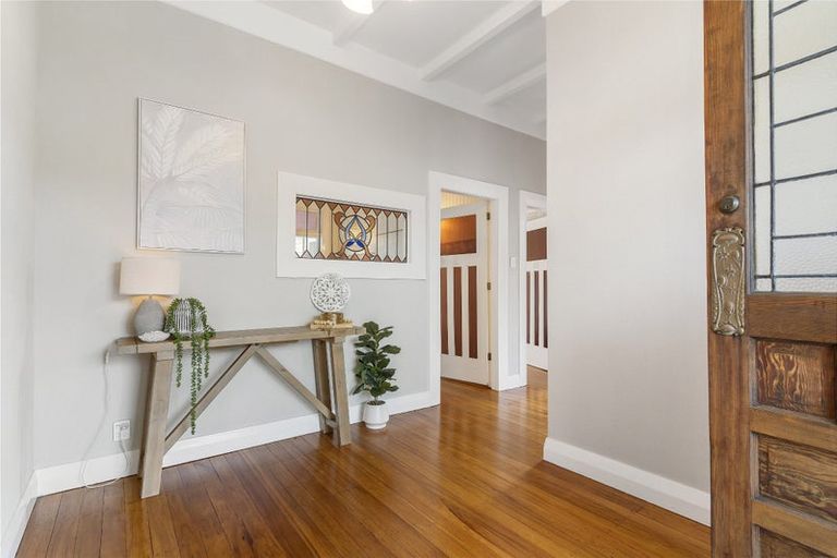 Photo of property in 219 The Square, Whangamata, 3620