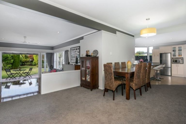 Photo of property in 14 Anderson Road, Taradale, Napier, 4112