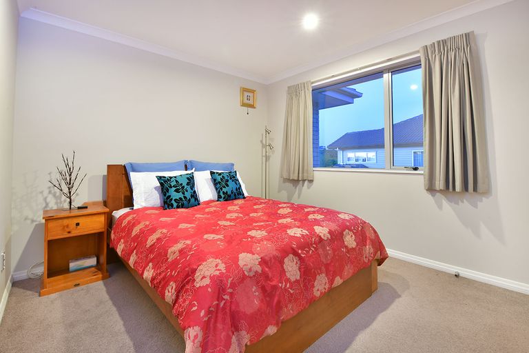 Photo of property in 16 Bartlett Drive, Silverdale, 0932