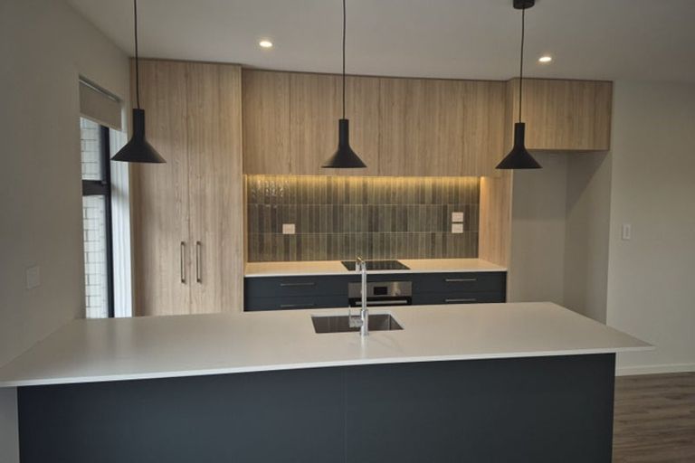 Photo of property in 4 Herridge Street, Woodend, 7691