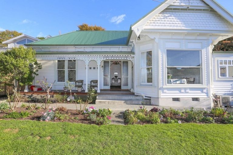Photo of property in 14 Brittan Terrace, Lyttelton, 8082
