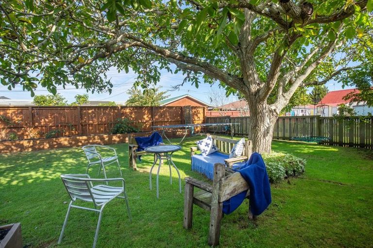 Photo of property in 1148 New North Road, Mount Albert, Auckland, 1025