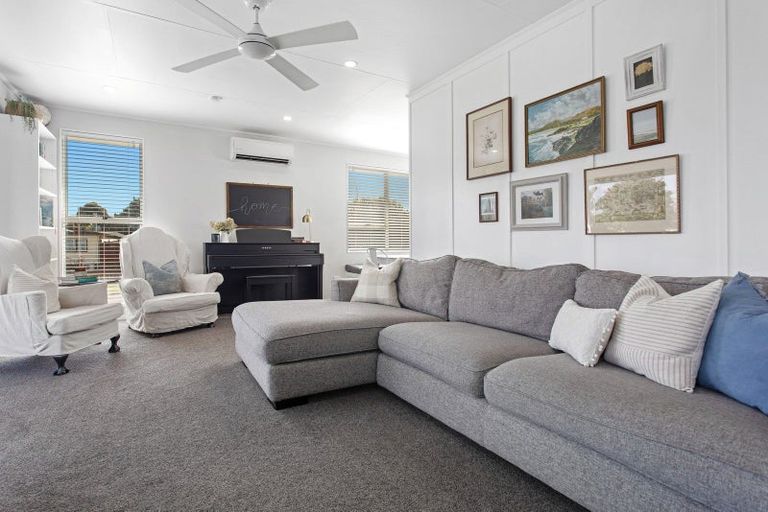 Photo of property in 9 Farnworth Crescent, Whakatane, 3120