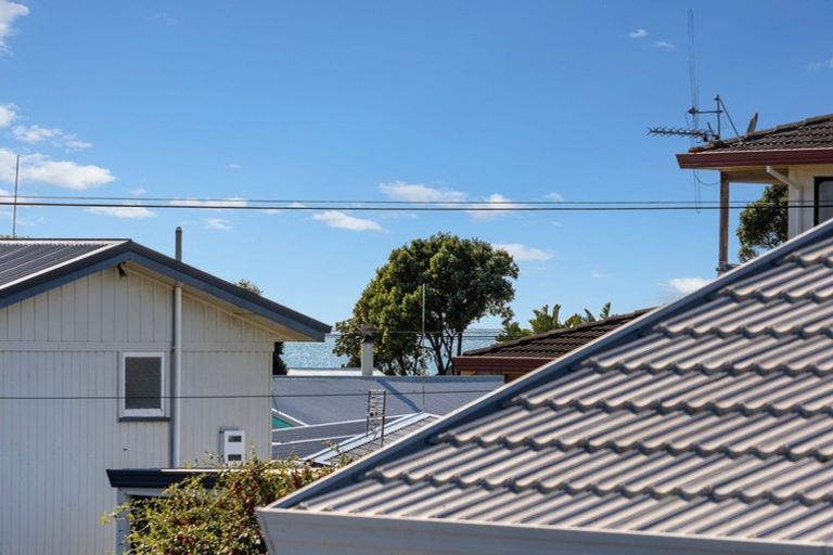 Photo of property in 1046b Papamoa Beach Road, Papamoa Beach, Papamoa, 3118