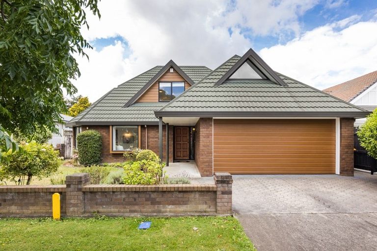 Photo of property in 15a Phoenix Avenue, Hokowhitu, Palmerston North, 4410