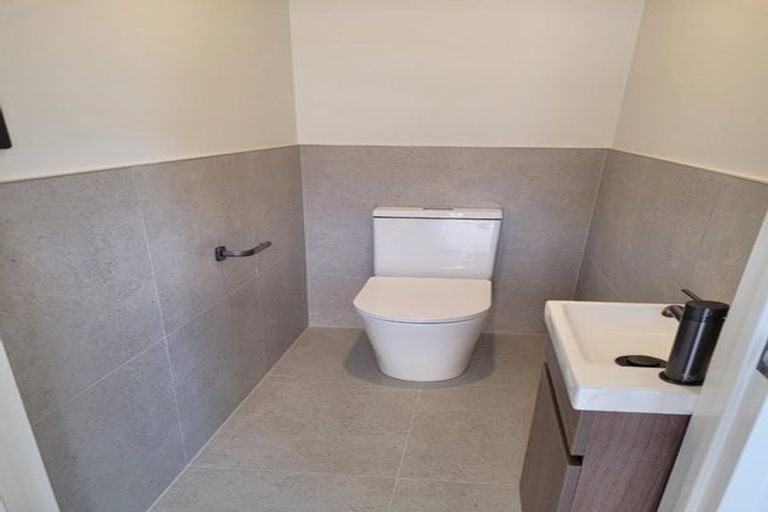 Photo of property in 8/15 Union Road, Howick, Auckland, 2014
