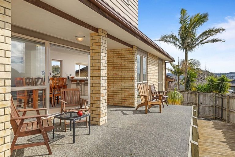 Photo of property in 23 Driftwood Drive, Red Beach, 0932