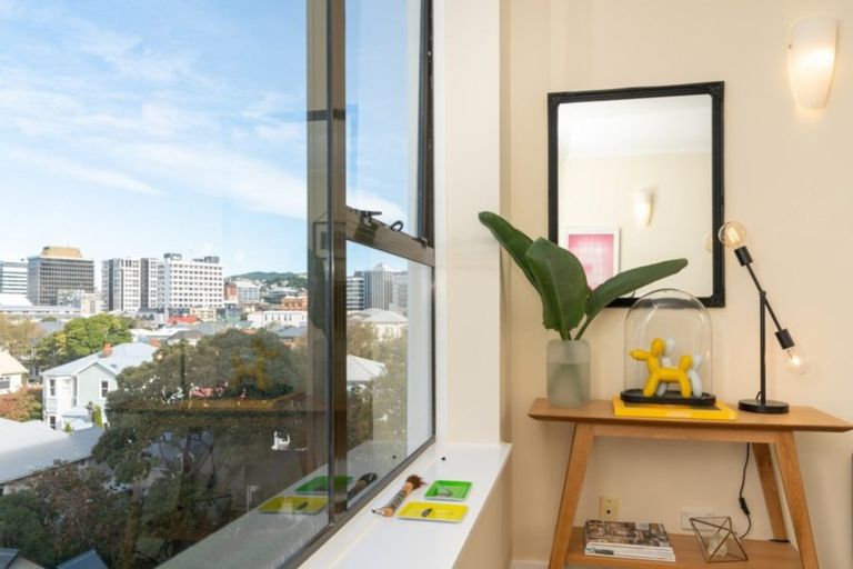 Photo of property in Hobson Court Flats, 55/70 Hobson Street, Thorndon, Wellington, 6011