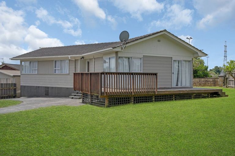 Photo of property in 1 Aria Place, Clover Park, Auckland, 2023