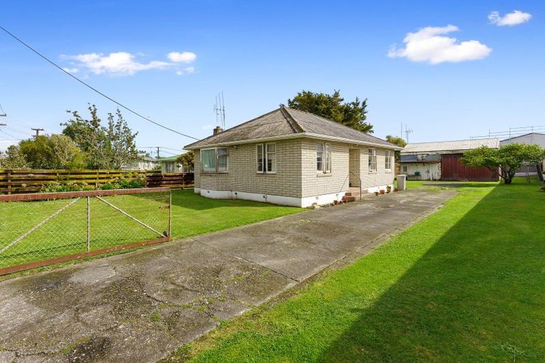 Photo of property in 280 Rangiuru Road, Otaki, 5512