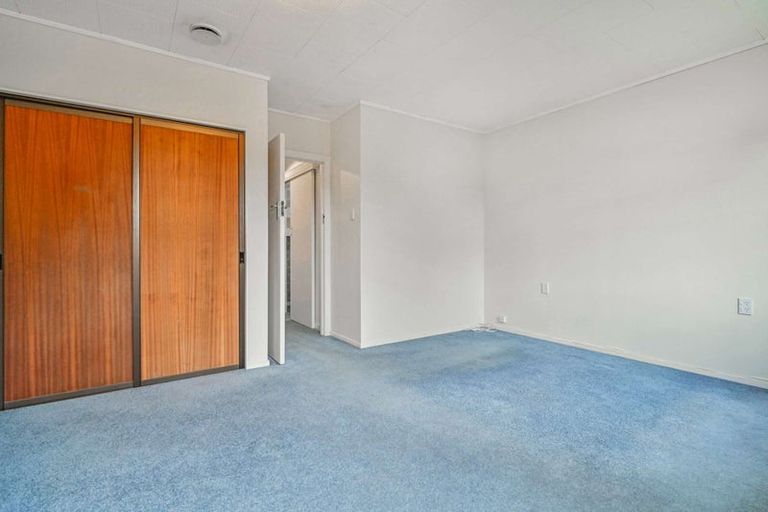 Photo of property in 19 Melville Street, Waipawa, 4210