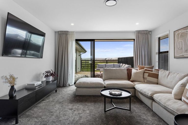 Photo of property in 31 Crossley Avenue, Woodend, 7610