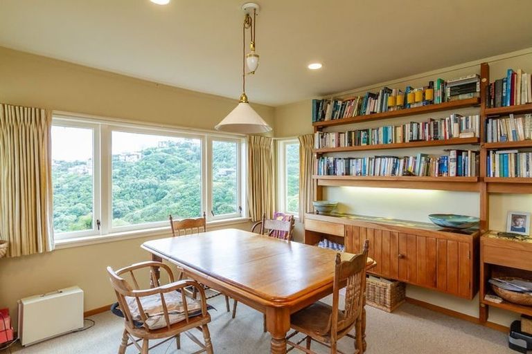 Photo of property in 100 Amritsar Street, Khandallah, Wellington, 6035