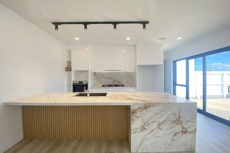 Photo of property in 1 Green Bamboo Road, Hobsonville, Auckland, 0616