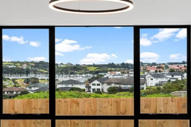 Photo of property in 4 Ta Moko Drive, Gulf Harbour, Whangaparaoa, 0930