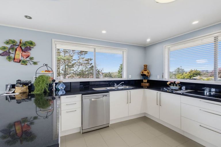 Photo of property in 28a Doralto Road, Frankleigh Park, New Plymouth, 4310