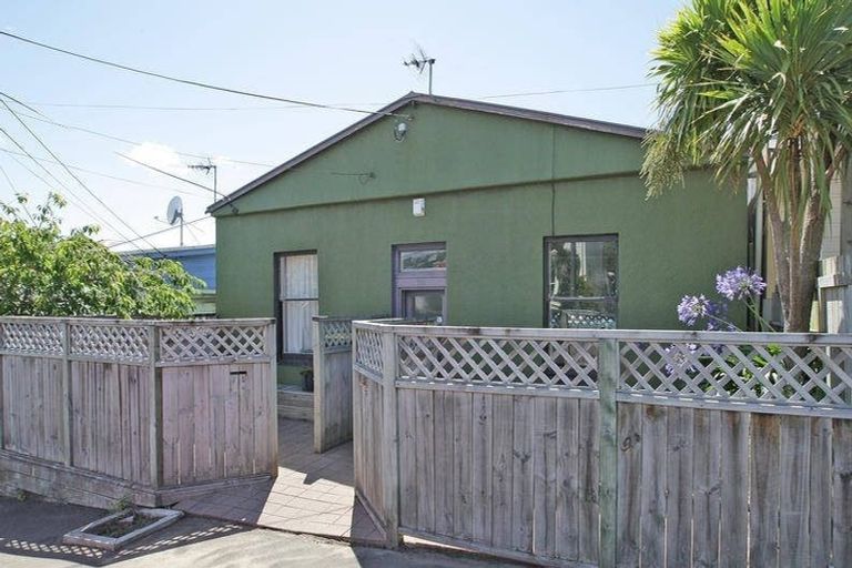 Photo of property in 219 Rintoul Street, Berhampore, Wellington, 6023