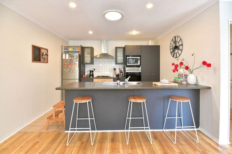 Photo of property in 52 Alec Craig Way, Gulf Harbour, Whangaparaoa, 0930