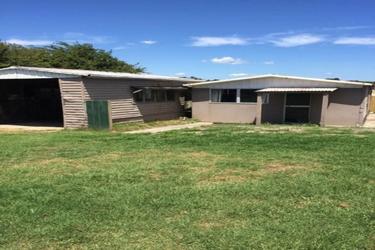 Photo of property in 339 Main Road, Huapai, Kumeu, 0810
