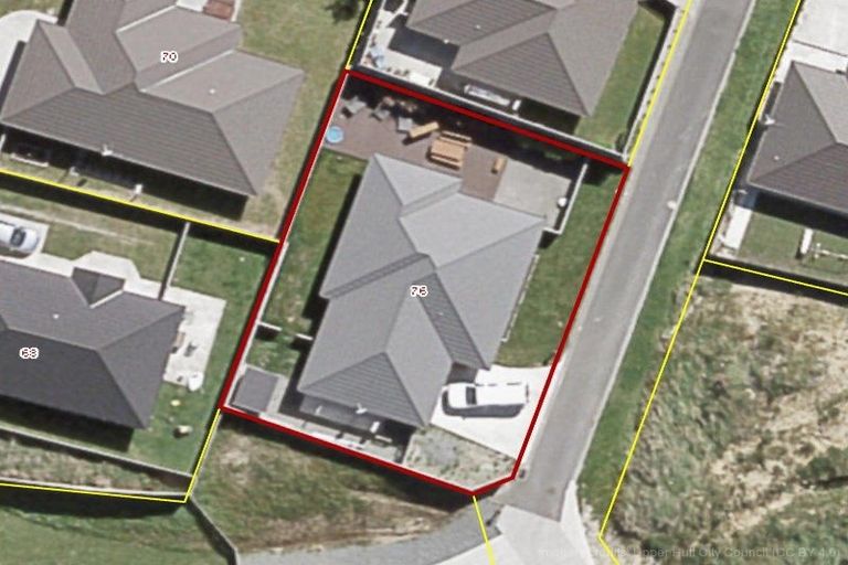 Photo of property in 76 Sunstone Crescent, Timberlea, Upper Hutt, 5018