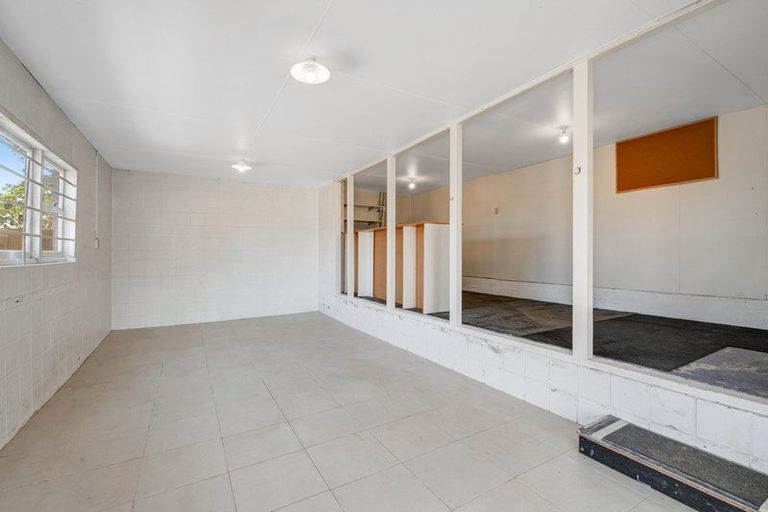 Photo of property in 3 Gladys Avenue, Glenfield, Auckland, 0629