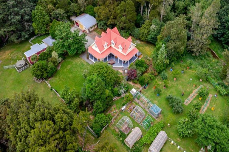 Photo of property in 16 Wahipai Close, Dannevirke, 4977