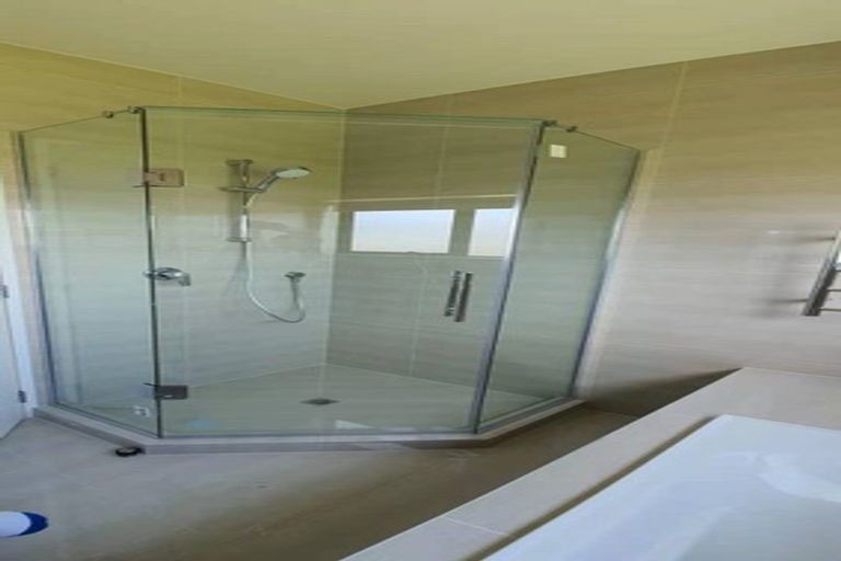 Photo of property in 44 Turret Lane, Hobsonville, Auckland, 0616