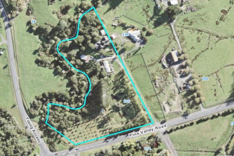 Photo of property in 212 Pine Valley Road, Dairy Flat, Silverdale, 0992