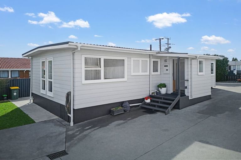 Photo of property in 5 Hetherington Road, Ranui, Auckland, 0612