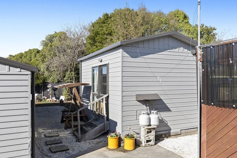 Photo of property in 36 Gould Crescent, Woolston, Christchurch, 8023