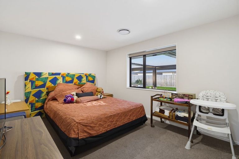 Photo of property in 52 Hilton Drive, Amberley, 7410