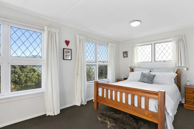 Photo of property in 18 Howard Street, Macandrew Bay, Dunedin, 9014