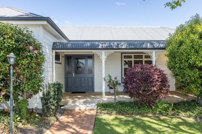 Photo of property in 25 Mission Road, Greenmeadows, Napier, 4112