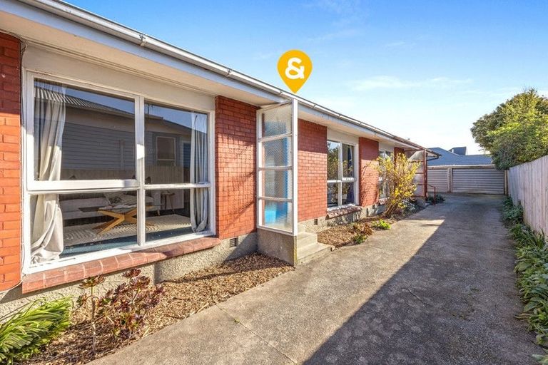 Photo of property in 2/31 Percy Street, Phillipstown, Christchurch, 8011