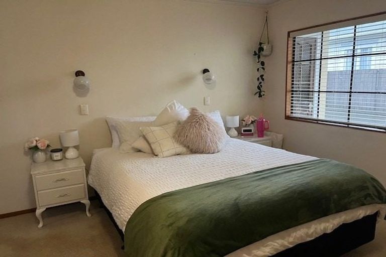 Photo of property in 3/96 Mill Road, Kensington, Whangarei, 0112