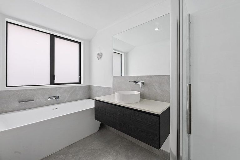 Photo of property in 18 Chardonnay Way, Te Kauwhata, 3710