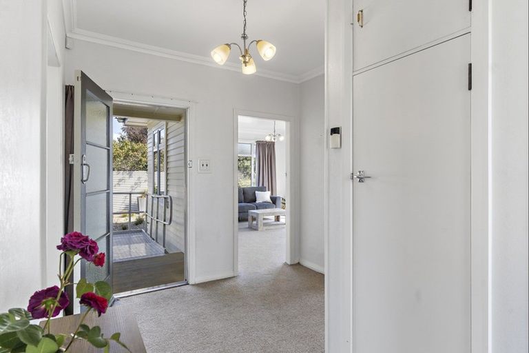 Photo of property in 28 Raglan Street, Lansdowne, Masterton, 5810