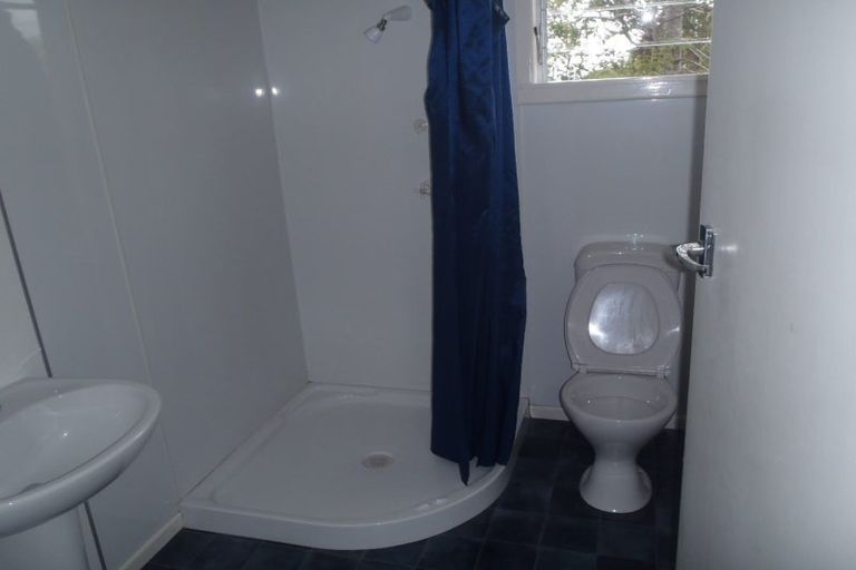 Photo of property in 29 Takahe Road, Titirangi, Auckland, 0604