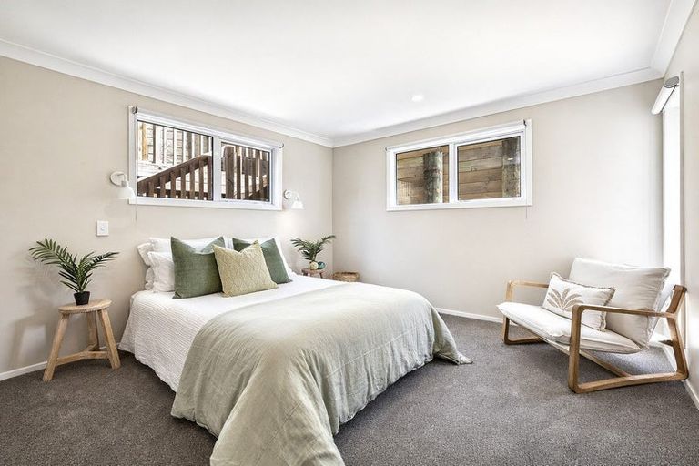 Photo of property in 156 Paremata Road, Paremata, Porirua, 5024