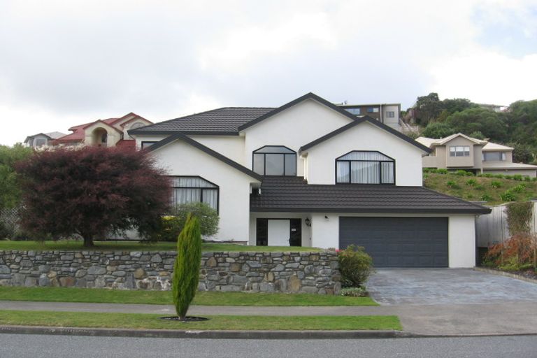 Photo of property in 9 Furlong Crescent, Churton Park, Wellington, 6037