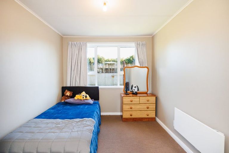 Photo of property in 11 Hendon Place, West End, Palmerston North, 4412
