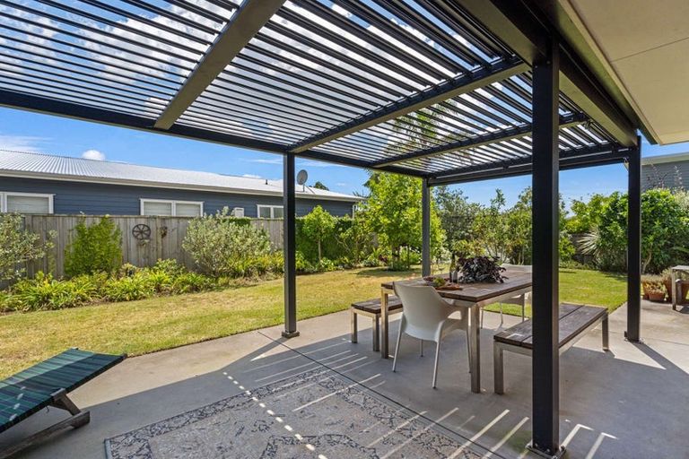 Photo of property in 144 Kupe Drive, Whitianga, 3510