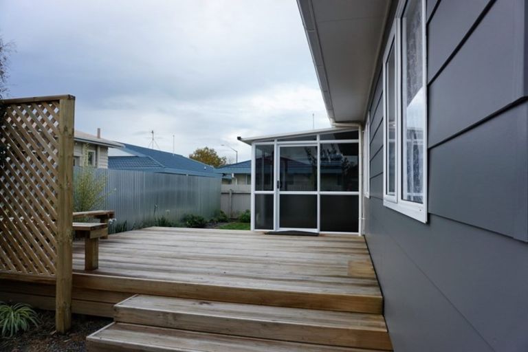 Photo of property in 2/434 Gloucester Street, Taradale, Napier, 4112