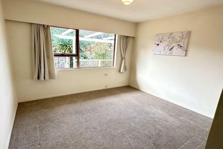 Photo of property in 28 Andes Avenue, Mangere Bridge, Auckland, 2022