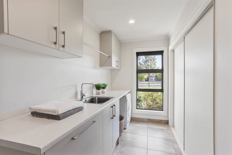 Photo of property in 83 Iris Taylor Avenue, West Melton, 7618