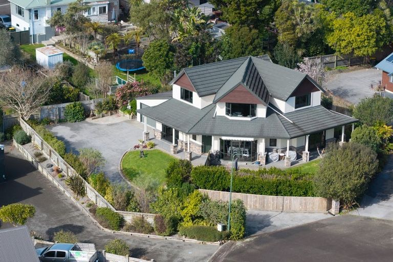 Photo of property in 6 Hillcrest Lane, Levin, 5510